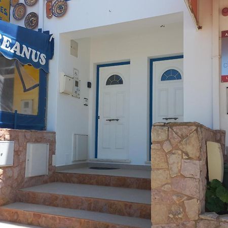 Oceanus Room With Private Kitchen, Bathroom And Terrace 300M From The Beach Сагреш Экстерьер фото
